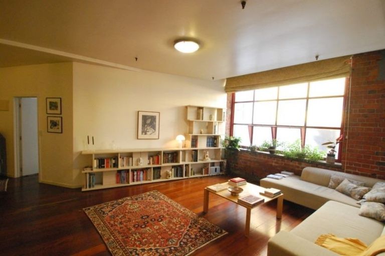 Photo of property in Bond Store Apartments, 8g Egmont Street, Te Aro, Wellington, 6011