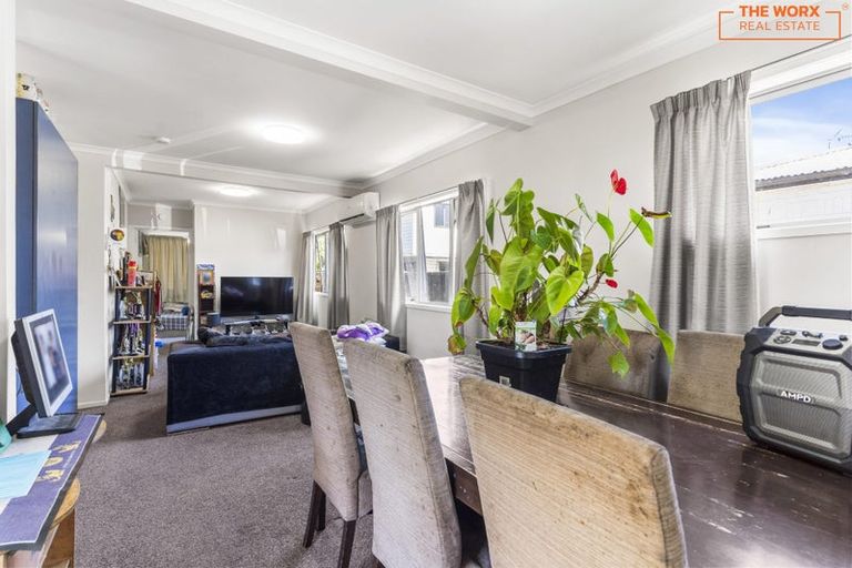 Photo of property in 10a Cambridge Road, Manurewa, Auckland, 2102