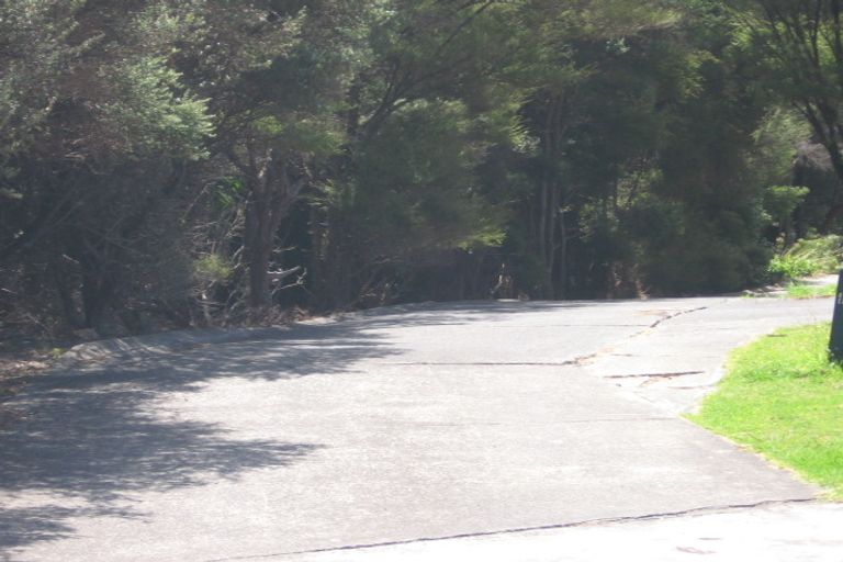 Photo of property in 2/41 Anne Mclean Drive, Bayview, Auckland, 0629