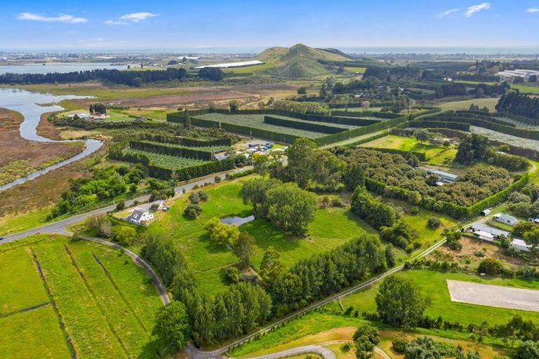 Photo of property in 660 Welcome Bay Road, Waitao, Tauranga, 3175