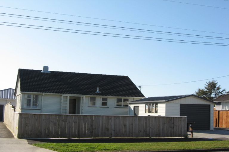 Photo of property in 21a Karaka Street, Merrilands, New Plymouth, 4312