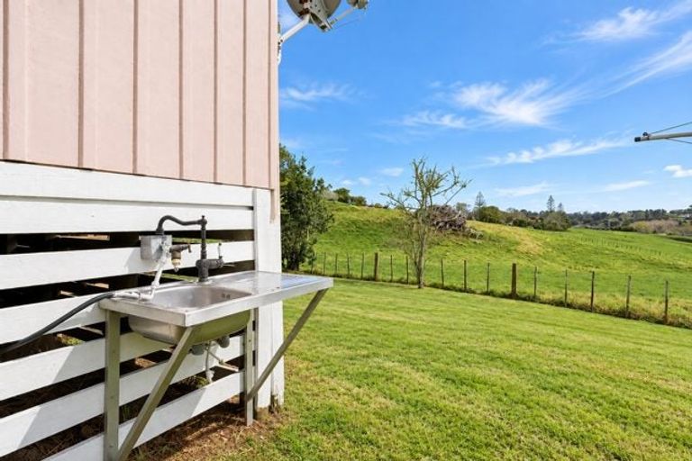 Photo of property in 2 Kelgary Place, Wellsford, 0900