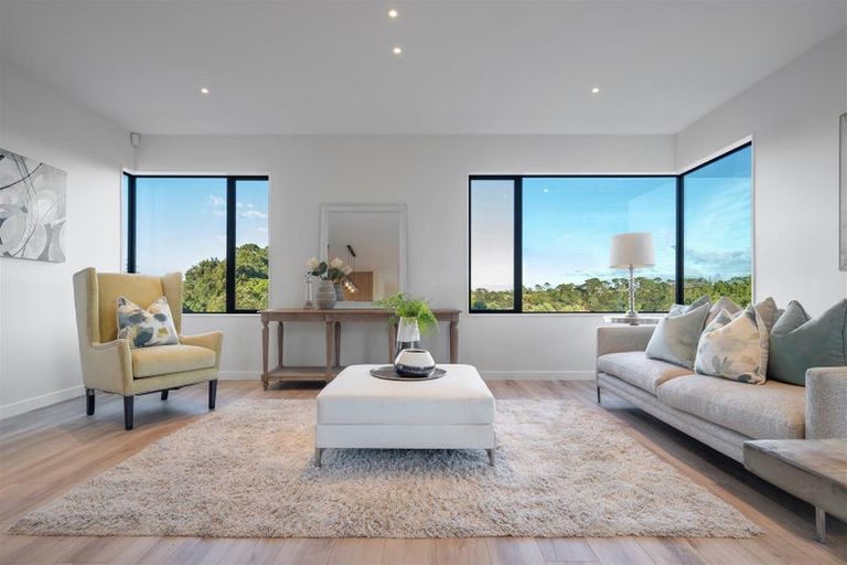 Photo of property in 3 Taku Close, Long Bay, Auckland, 0630