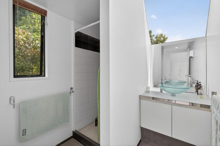 Photo of property in 29 Bayview Road, Charteris Bay, Lyttelton, 8971