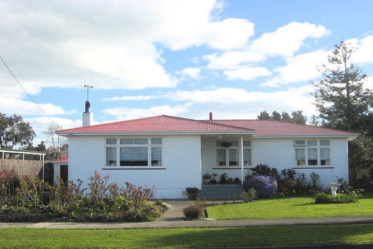 Photo of property in 94 Alexandra Street, Marton, 4710