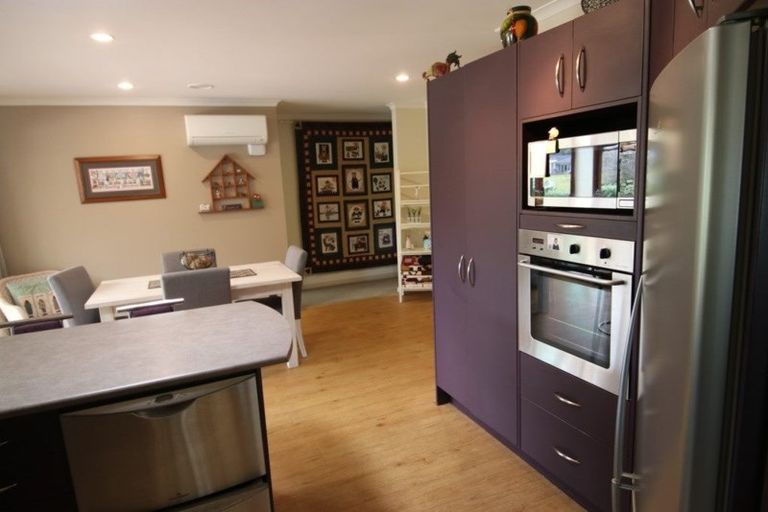 Photo of property in 6 Nautical Drive, Haruru, 0204