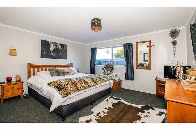 Photo of property in 10 Studholme Street, Waimate, 7924