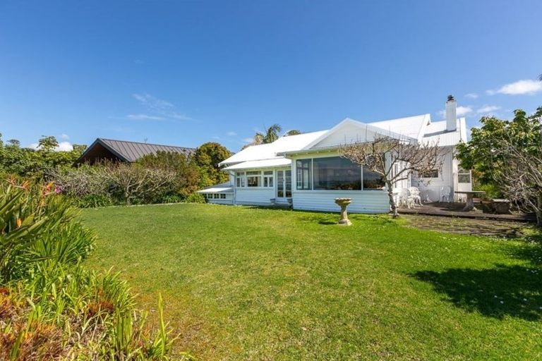 Photo of property in 6 Hamana Street, Narrow Neck, Auckland, 0622
