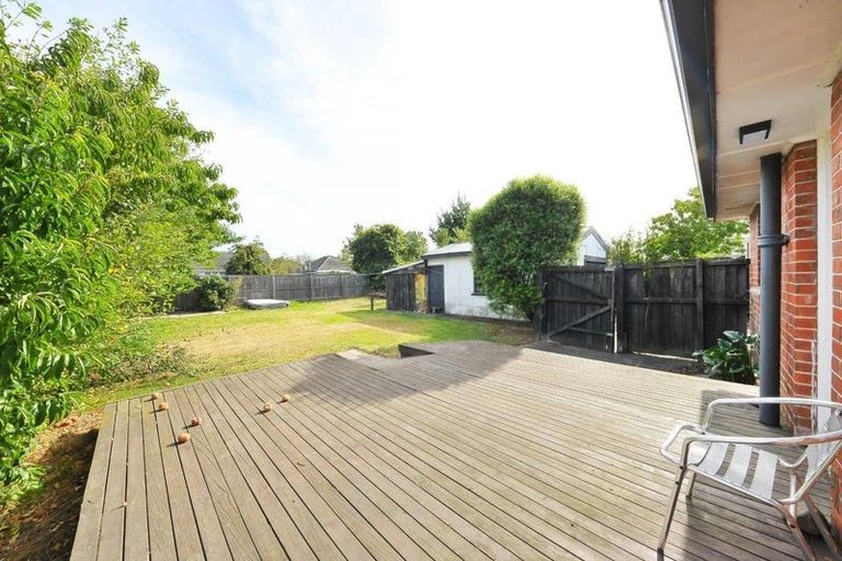 Photo of property in 157 Langdons Road, Northcote, Christchurch, 8052