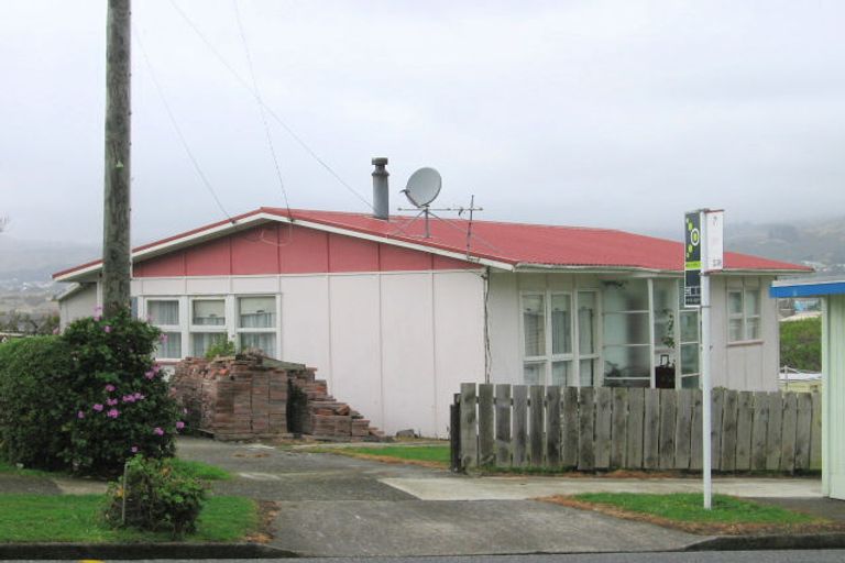 Photo of property in 48 Kotuku Street, Elsdon, Porirua, 5022