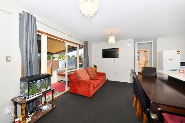 Photo of property in 2/98 Neill Street, Hornby, Christchurch, 8042