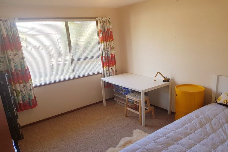 Photo of property in 83 Newnham Street, Rangiora, 7400