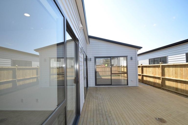 Photo of property in 41 Kaimanawa Road, Karaka, Papakura, 2113