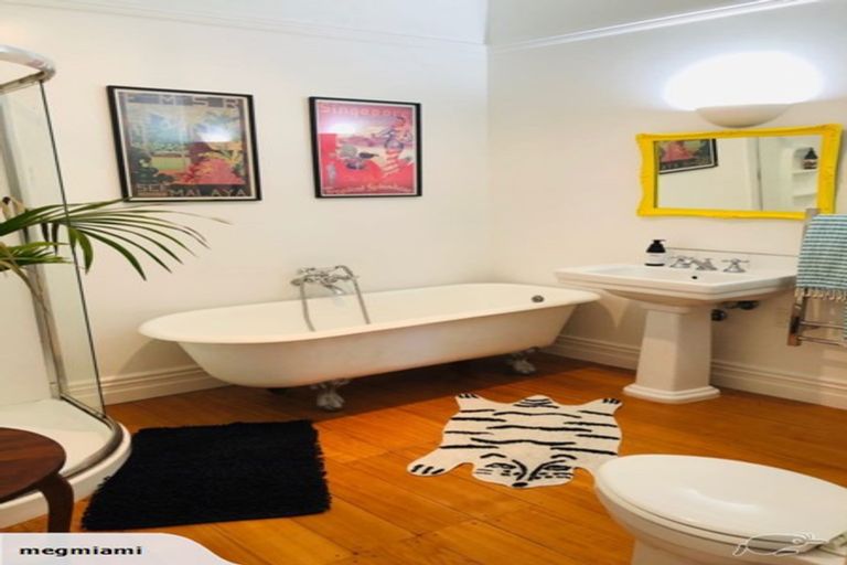 Photo of property in 23 Kowhai Street, Helensville, 0800