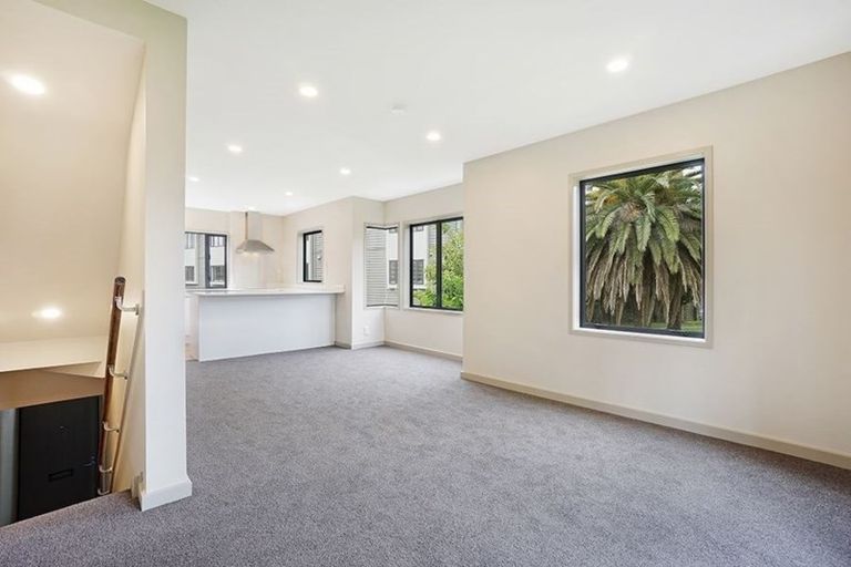 Photo of property in 21 Dovedale Place, Parnell, Auckland, 1010