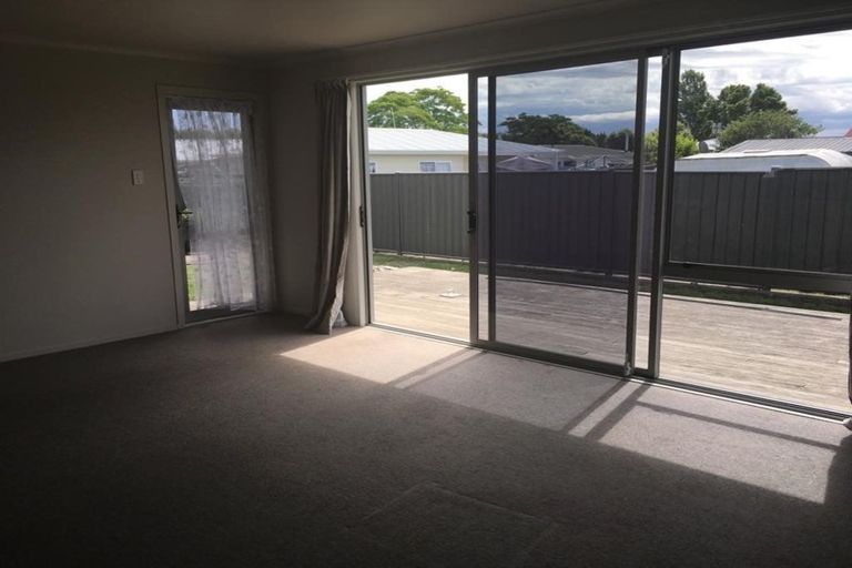 Photo of property in 341 Flaxmere Avenue, Flaxmere, Hastings, 4120