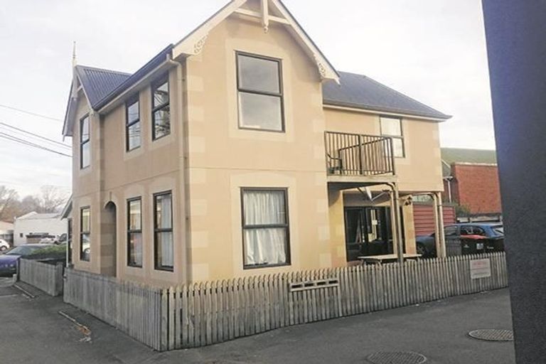 Photo of property in 2a Forth Street, North Dunedin, Dunedin, 9016