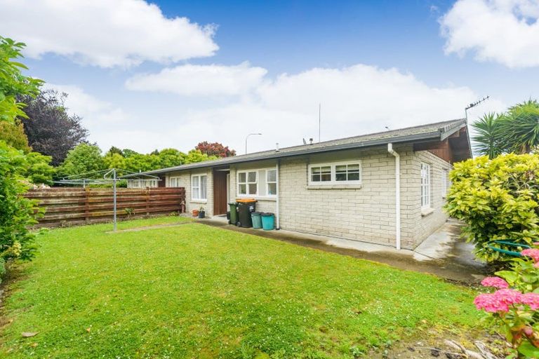 Photo of property in 61a Manawatu Street, Hokowhitu, Palmerston North, 4410