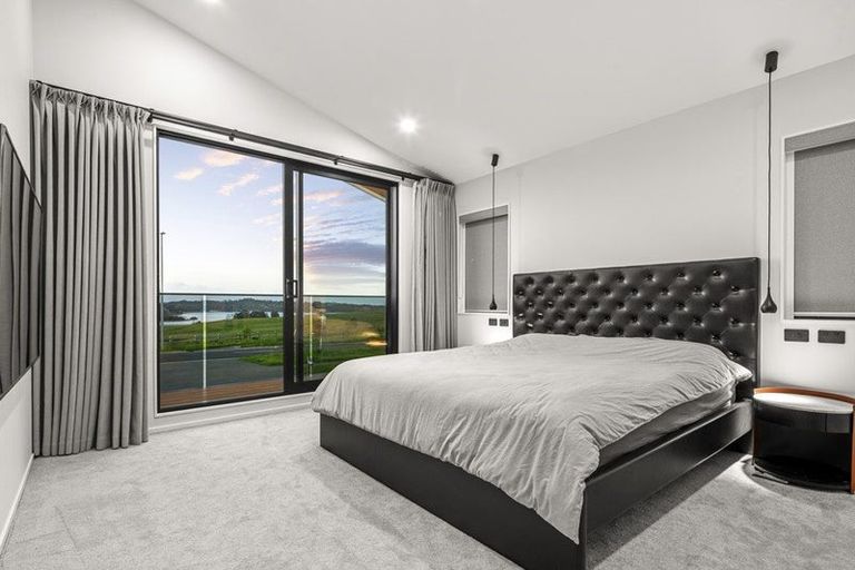 Photo of property in 214 Vaughans Road, Long Bay, Albany, 0792