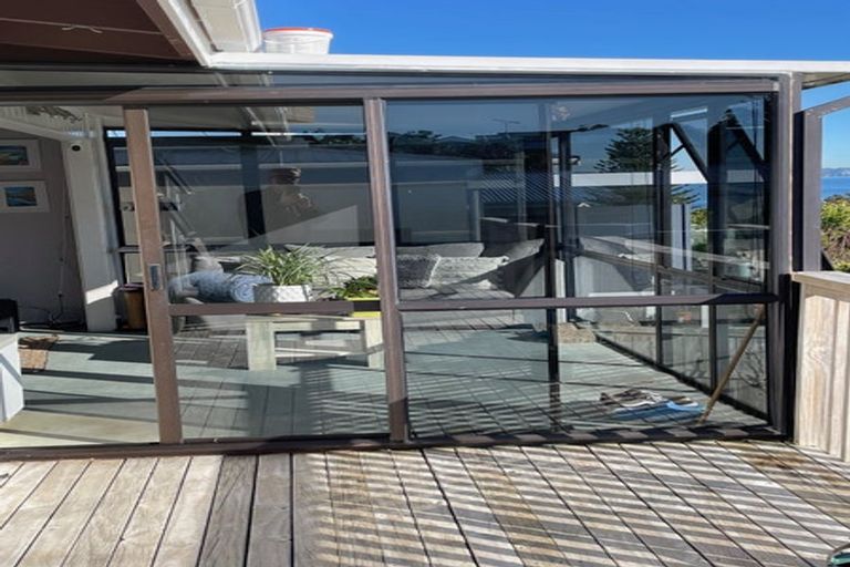 Photo of property in 34 Pacific Parade, Army Bay, Whangaparaoa, 0930