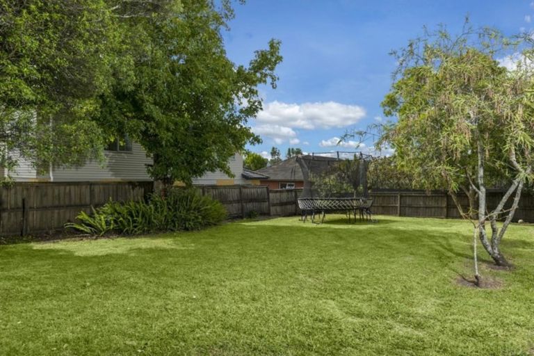 Photo of property in 1/235 Lake Road, Belmont, Auckland, 0622