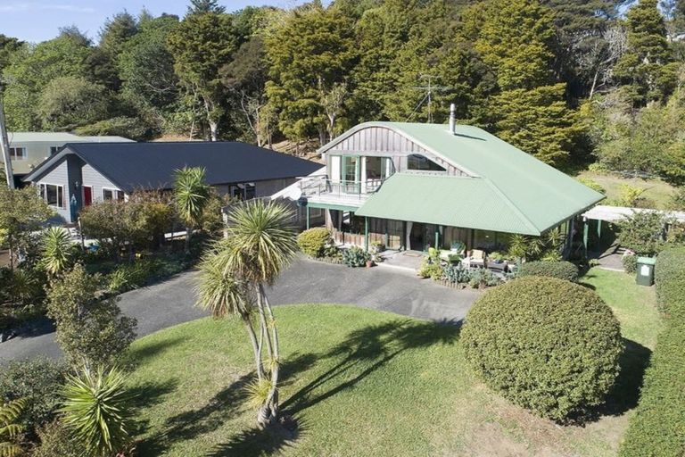 Photo of property in 24 Kanuka Road, Sandspit, Warkworth, 0982