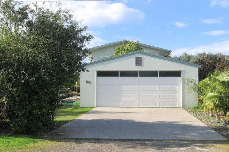 Photo of property in 106 Sylvia Road, Whangamata, 3620