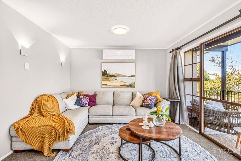 Photo of property in 1a Brassey Road, Saint Johns Hill, Whanganui, 4500