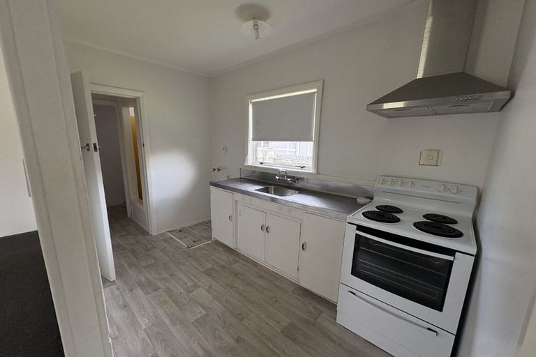 Photo of property in 3/92 Parkers Road, Tahunanui, Nelson, 7011