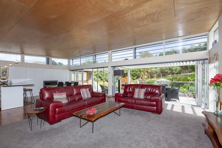 Photo of property in 83 Glen Road, Raumati South, Paraparaumu, 5032