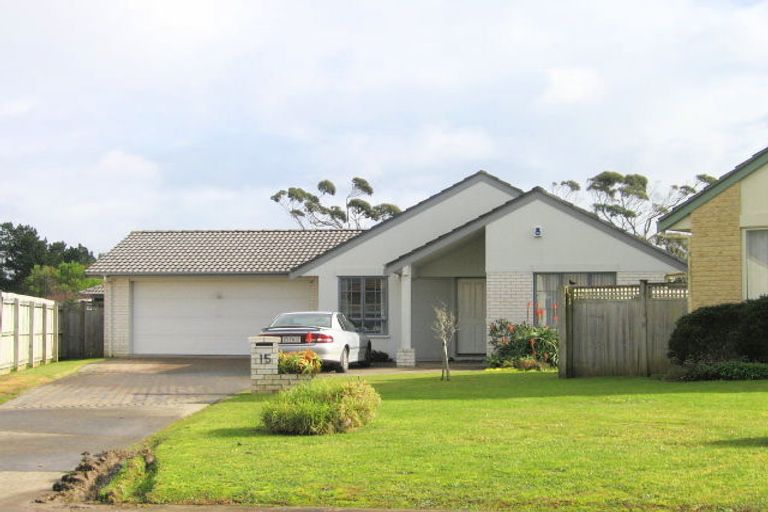 Photo of property in 15 Fernbrook Close, Burswood, Auckland, 2013