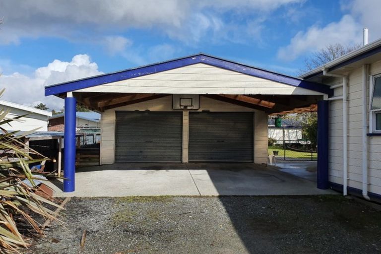 Photo of property in 19 Carroll Street, Runanga, 7803