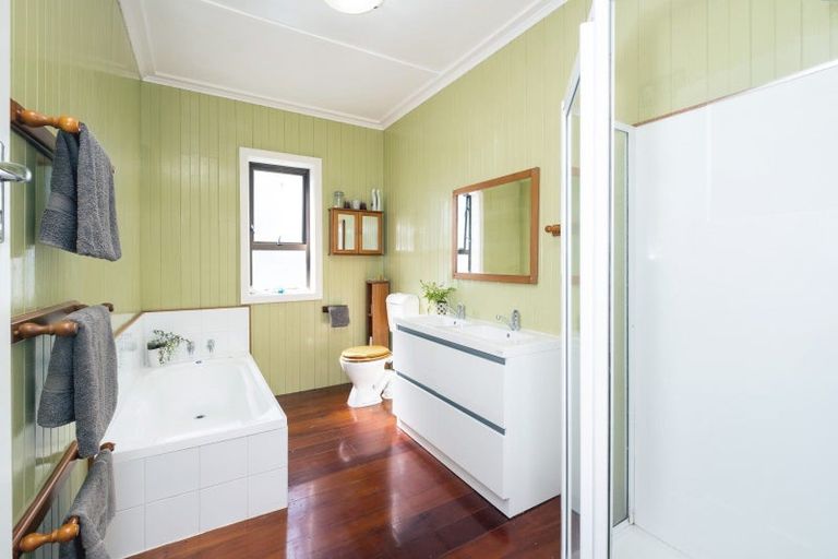 Photo of property in 32 Kennedy Road, Napier South, Napier, 4110