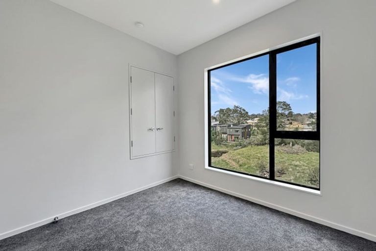 Photo of property in 52 Ara Mara Hua, Henderson, Auckland, 0612