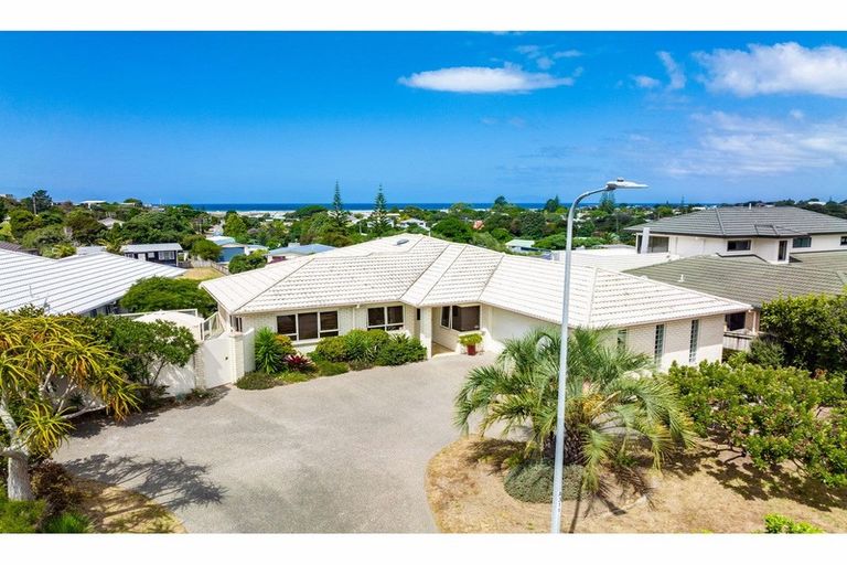 Photo of property in 14 Driftwood Place, Mangawhai Heads, Mangawhai, 0505