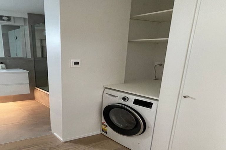 Photo of property in 91 Lake Road, Belmont, Auckland, 0622