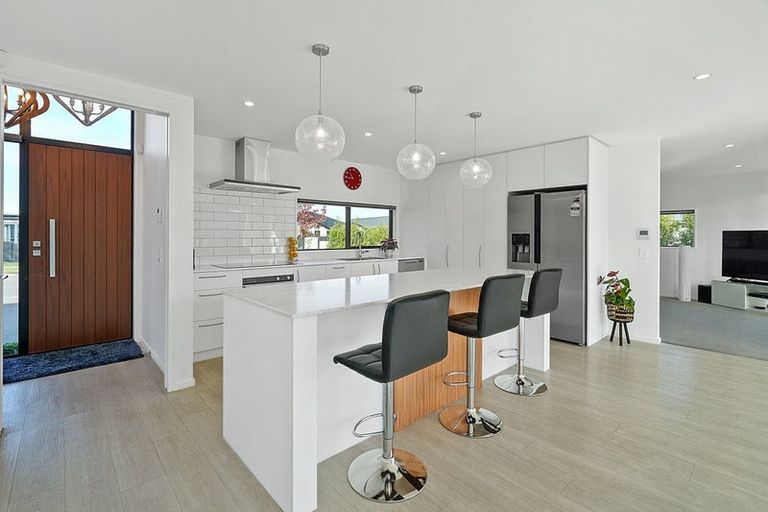 Photo of property in 43 Billington Drive, Halswell, Christchurch, 8025