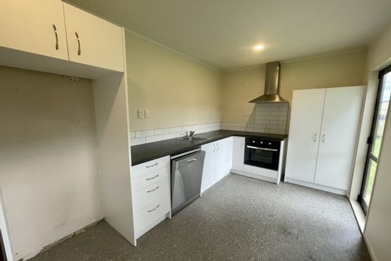 Photo of property in 7 Silverstone Place, Henderson, Auckland, 0612