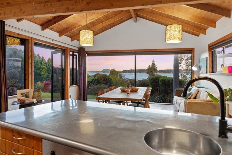 Photo of property in 33 Owen Place, Omokoroa, 3114