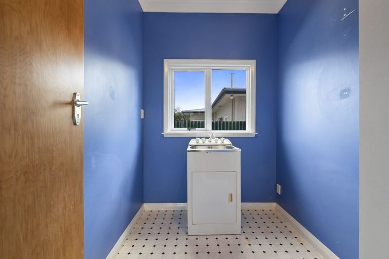 Photo of property in 63 Guy Avenue, Takaro, Palmerston North, 4410