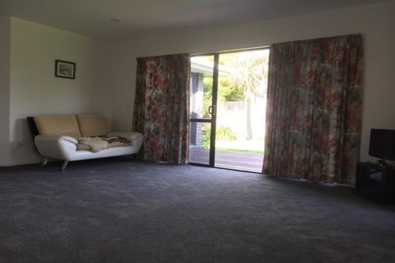 Photo of property in 137 Winters Road, Mairehau, Christchurch, 8052