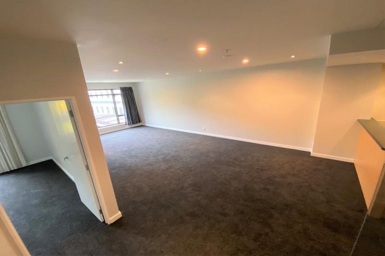 Photo of property in Kate Sheppard Apartments, 4h/42 Molesworth Street, Thorndon, Wellington, 6011
