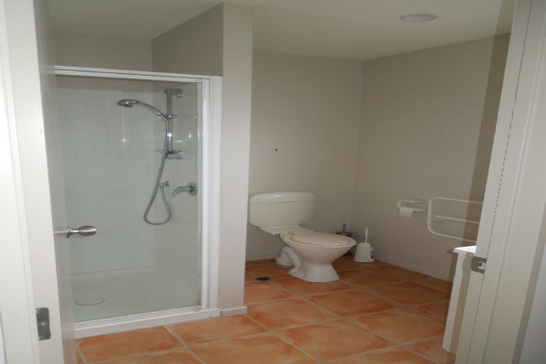 Photo of property in 11/103 Swanson Road, Henderson, Auckland, 0610