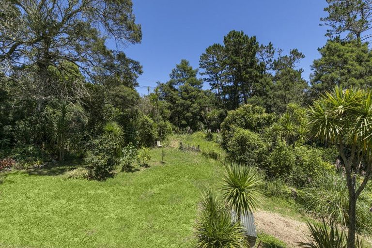 Photo of property in 114 Upper Drive, Greenhithe, Auckland, 0632