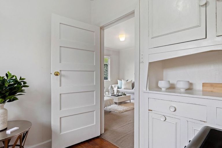 Photo of property in 1/13 Lansbury Avenue, Strowan, Christchurch, 8052