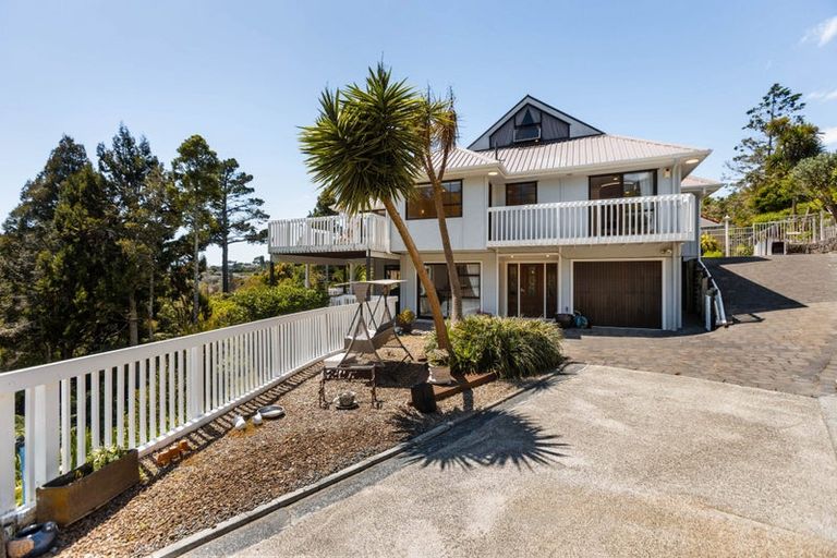 Photo of property in 2/553 East Coast Road, Browns Bay, Auckland, 0630