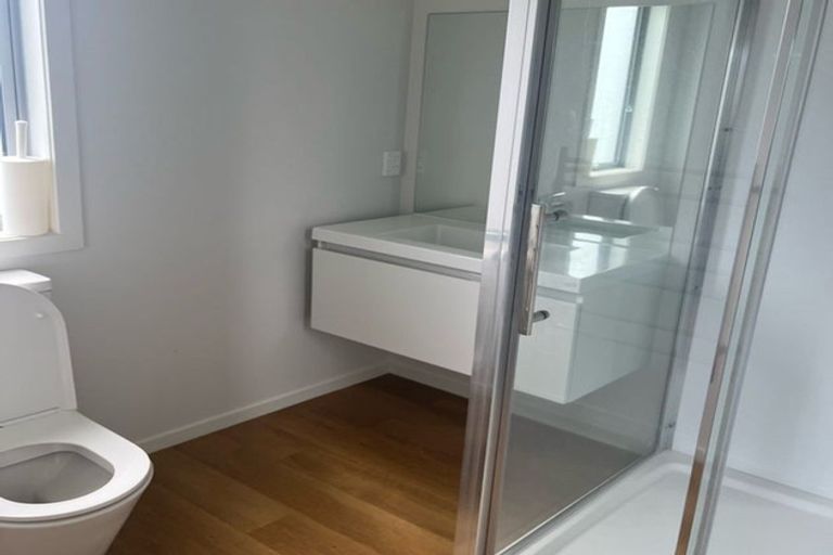 Photo of property in 30 Barber Grove, Moera, Lower Hutt, 5010