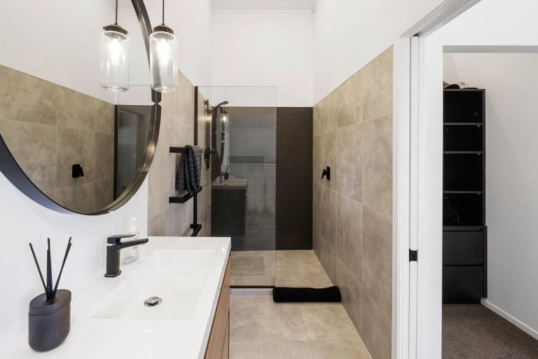 Photo of property in 103 Te Awa Road, Tamahere, Hamilton, 3283