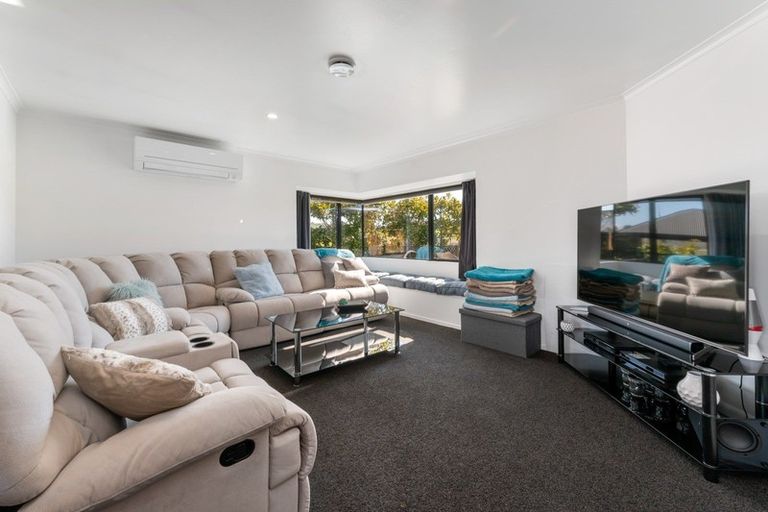 Photo of property in 23 Acacia Bay Road, Nukuhau, Taupo, 3330