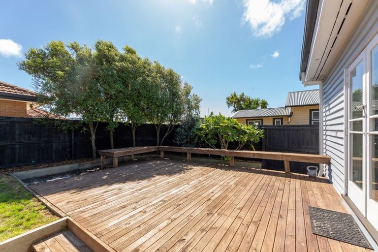 Photo of property in 97 Bassett Street, Burwood, Christchurch, 8083